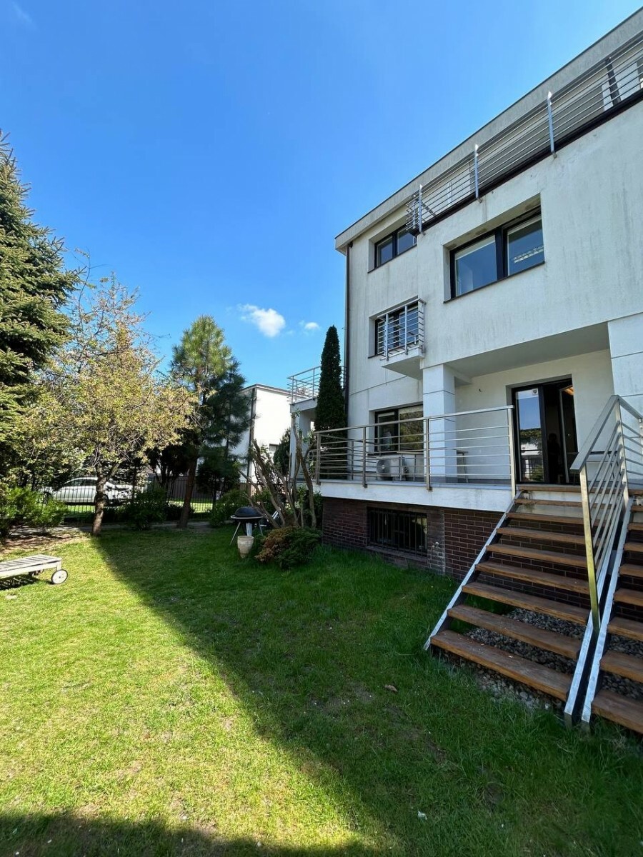 Warszawa, Mokotów, Wynajem piętra/biura z tarasem i ogródkiem