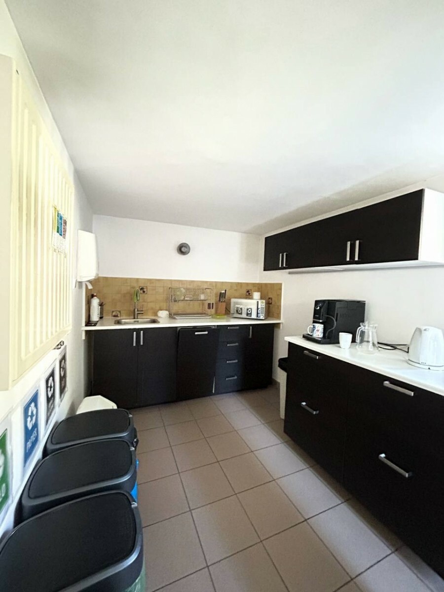 Warszawa, Mokotów, Rolna, Wynajem piętra/biura z tarasem i ogródkiem