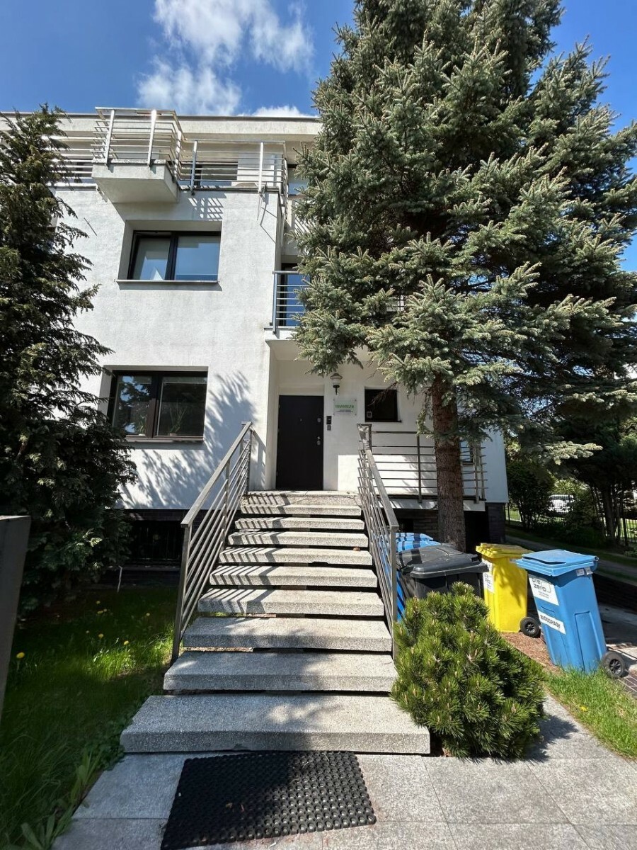 Warszawa, Mokotów, Rolna, Wynajem piętra/biura z tarasem i ogródkiem