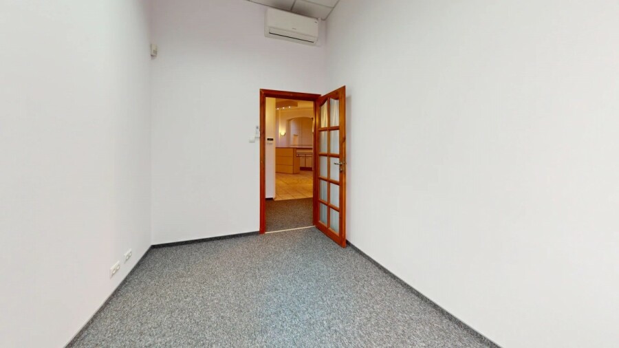 Warszawa, Śródmieście, Polna, Biuro 131 m² (5 pokoi) zabytkowa kamienica