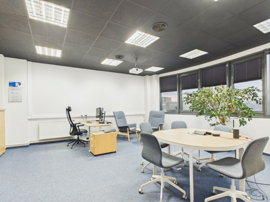 Warszawa, Wola Ulrychów, Nakielska, 4 kondygnacje w budynku biurowym na wynajem