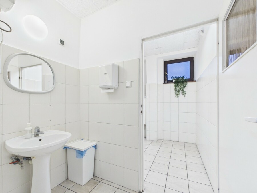 Warszawa, Wola Ulrychów, Nakielska, 4 kondygnacje w budynku biurowym na wynajem