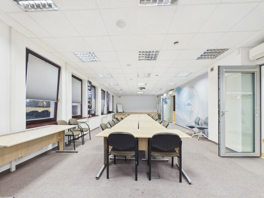 Warszawa, Wola Ulrychów, Nakielska, 4 kondygnacje w budynku biurowym na wynajem