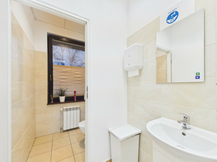 Warszawa, Wola Ulrychów, Nakielska, 4 kondygnacje w budynku biurowym na wynajem