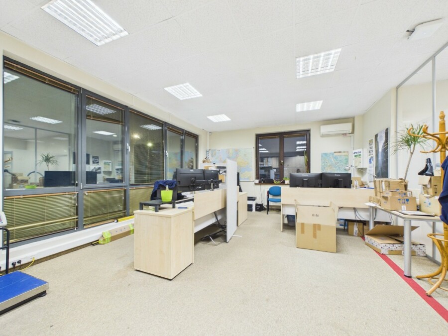 Warszawa, Wola Ulrychów, Nakielska, 4 kondygnacje w budynku biurowym na wynajem