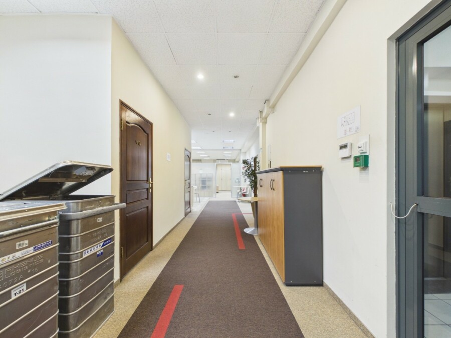 Warszawa, Wola Ulrychów, Nakielska, 4 kondygnacje w budynku biurowym na wynajem