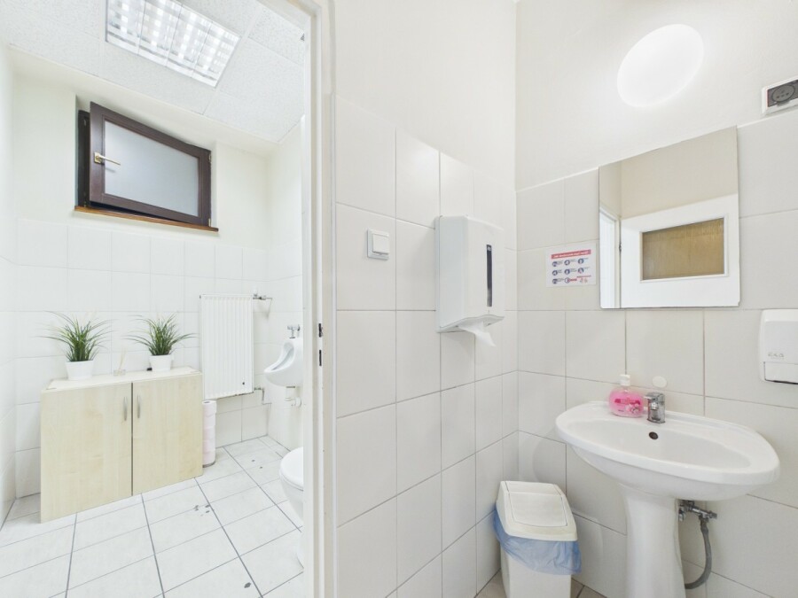 Warszawa, Wola Ulrychów, Nakielska, 4 kondygnacje w budynku biurowym na wynajem