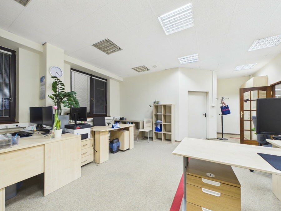 Warszawa, Wola Ulrychów, Nakielska, 4 kondygnacje w budynku biurowym na wynajem