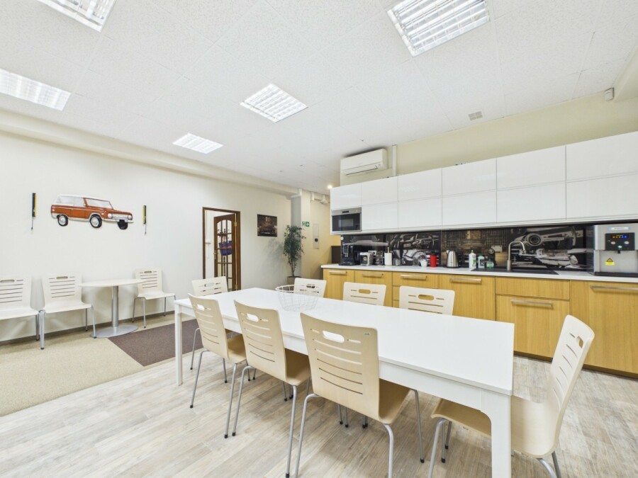 Warszawa, Wola Ulrychów, Nakielska, 4 kondygnacje w budynku biurowym na wynajem