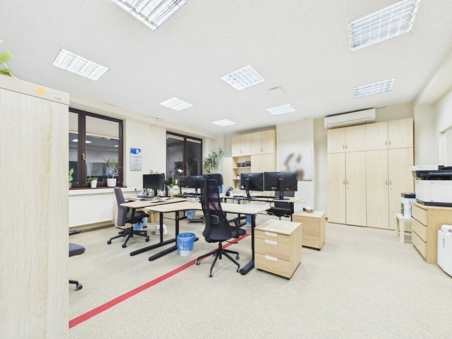 Warszawa, Wola Ulrychów, Nakielska, 4 kondygnacje w budynku biurowym na wynajem