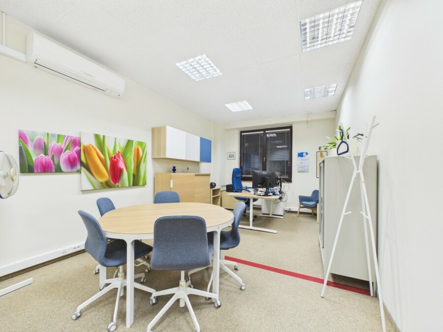 Warszawa, Wola Ulrychów, Nakielska, 4 kondygnacje w budynku biurowym na wynajem