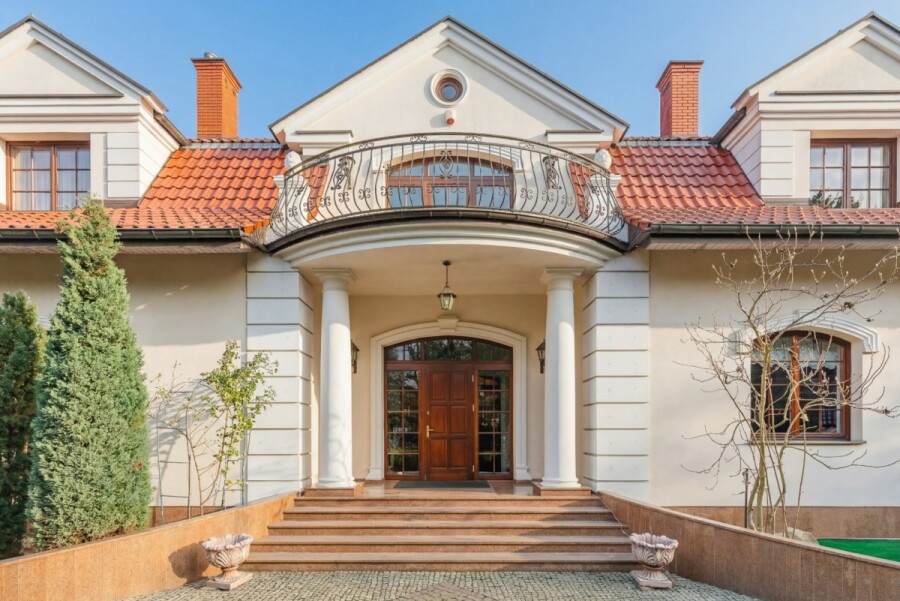 Warszawa, Targówek Bródno, Rezydencja z baśniowym ogrodem na Bródnie