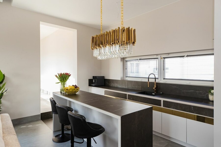 Warszawa, Wilanów Zawady, Syta, Jedna nieruchomość( 2 domy) wiele możliwości.