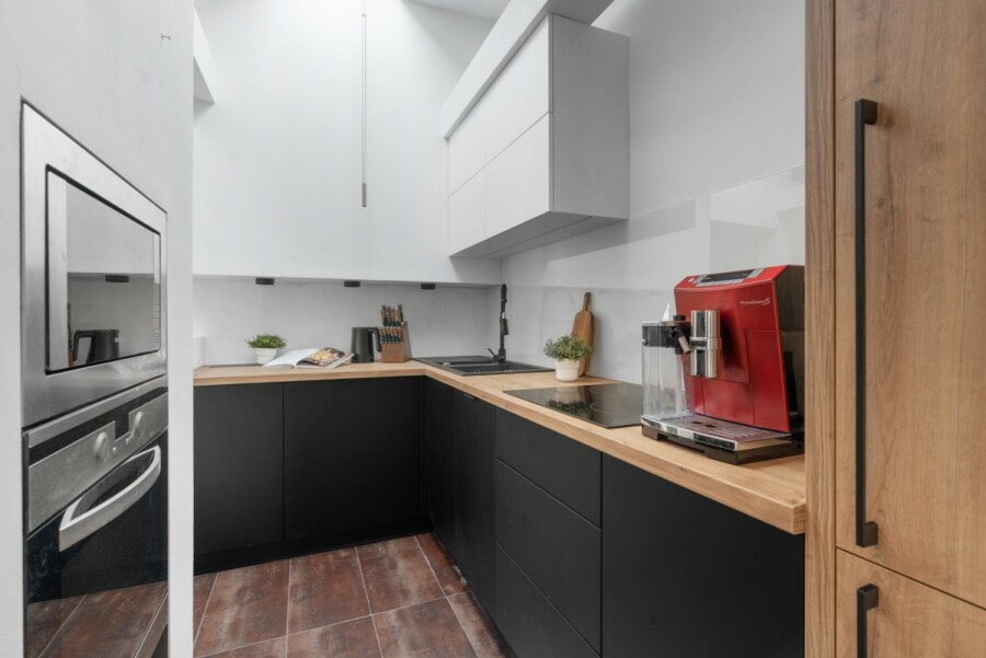 Warszawa, Ursynów Kabaty, Ekologiczna, Antresola-Las Kabacki-300m do metra