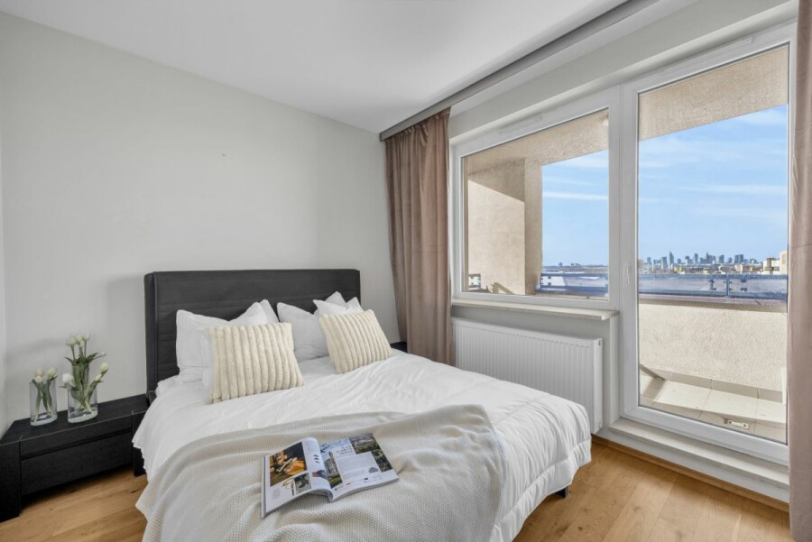 Warszawa, Praga-Południe Gocław, Jugosłowiańska, Apartament z widokami i prywatnym magazynem