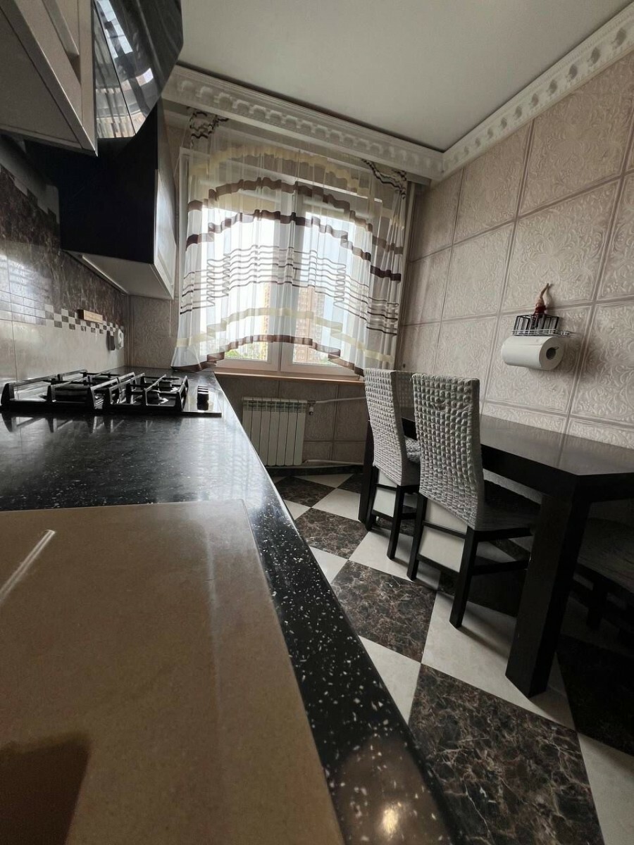 Warszawa, Praga-Południe Gocław, Władysława Umińskiego, Na sprzedaż 3 pokoje Praga-Południe Gocław.