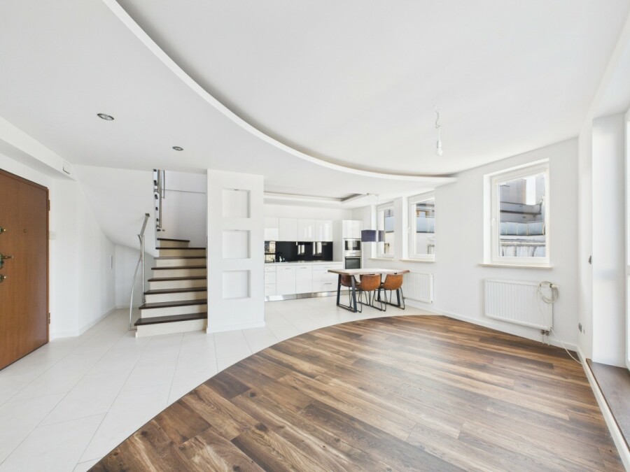 Warszawa, Praga-Południe Gocławek, Liwiecka, Dwupoziomowy apartament 101 m2 Gocławek.