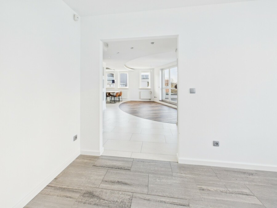 Warszawa, Praga-Południe Gocławek, Liwiecka, Dwupoziomowy apartament 101 m2 Gocławek.