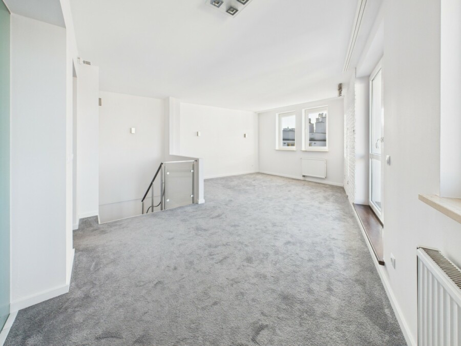 Warszawa, Praga-Południe Gocławek, Liwiecka, Dwupoziomowy apartament 101 m2 Gocławek.