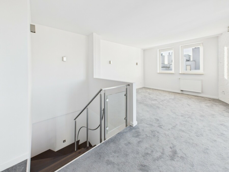 Warszawa, Praga-Południe Gocławek, Liwiecka, Dwupoziomowy apartament 101 m2 Gocławek.