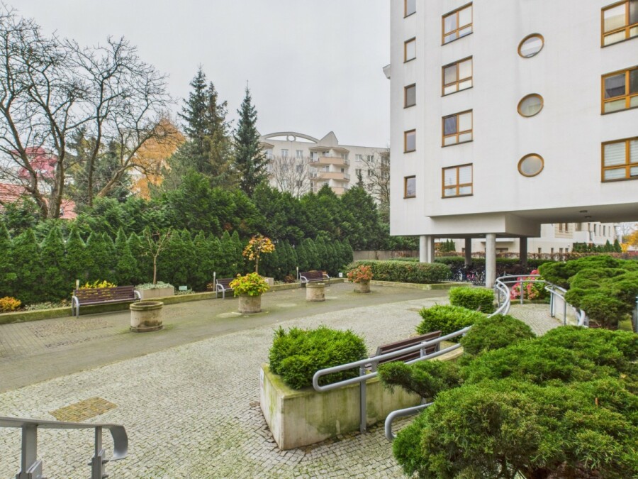 Warszawa, Mokotów Służew, Aleja Wyścigowa, Gotowe do wprowadzenia - Duży Balkon - Cicho