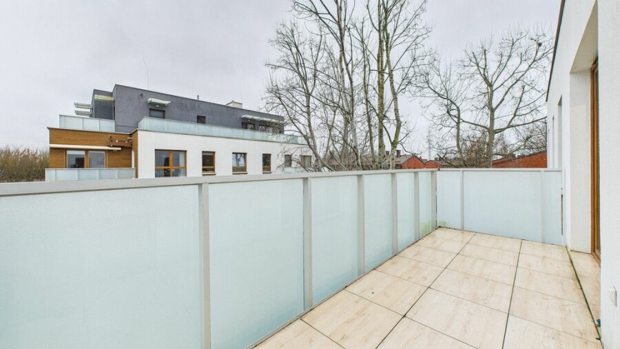 Warszawa, Mokotów, Santocka, Duży salon 40 m², 2 sypialnie, balkon, 2 x garaż