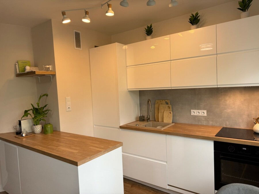 Warszawa, Mokotów, Domaniewska, po remoncie | 2 pokoje | dwustronne | metro |