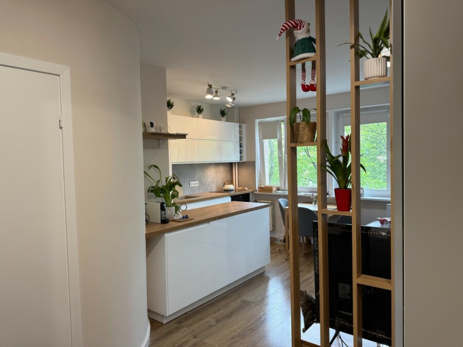 Warszawa, Mokotów, Domaniewska, po remoncie | 2 pokoje | dwustronne | metro |