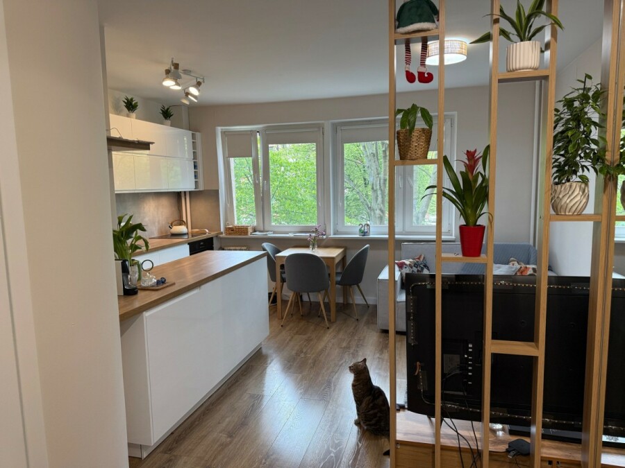 Warszawa, Mokotów, Domaniewska, po remoncie | 2 pokoje | dwustronne | metro |