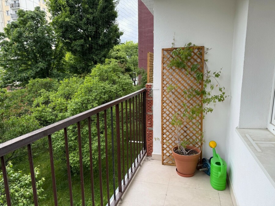 Warszawa, Mokotów, Domaniewska, po remoncie | 2 pokoje | dwustronne | metro |