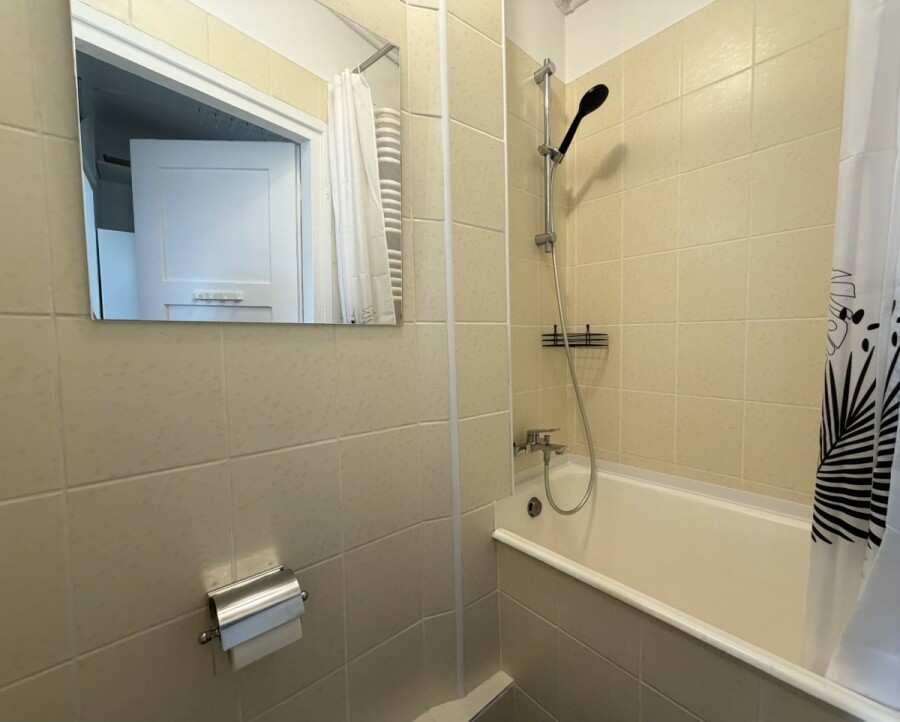 Warszawa, Mokotów, Wołoska, Kawalerka 25 m², Mokotów, oddzielna kuchnia