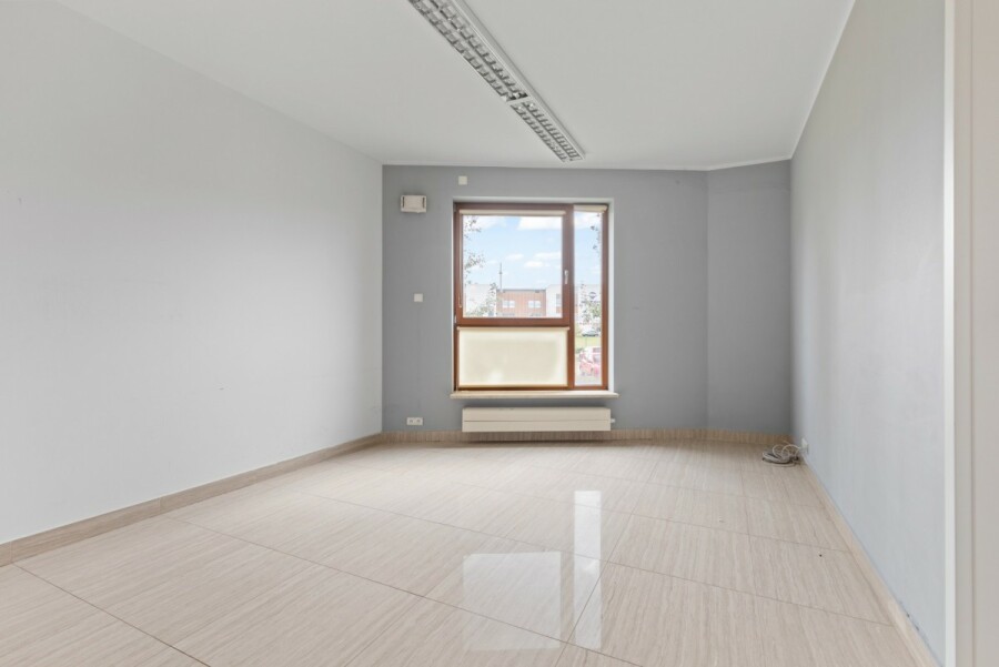 Warszawa, Wilanów, Adama Branickiego, Wilanów. 53 m² do własnej aranżacji, parter