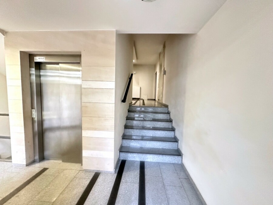 Warszawa, Wilanów, Sejmu Czteroletniego, Ogródek 36 m² | 2 pokoje | garaż | 2 Komórki lok.