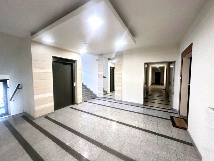 Warszawa, Wilanów, Sejmu Czteroletniego, Ogródek 36 m² | 2 pokoje | garaż | 2 Komórki lok.