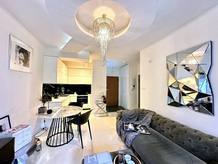 Warszawa, Wilanów, Sejmu Czteroletniego, Ogródek 36 m² | 2 pokoje | garaż | 2 Komórki lok.