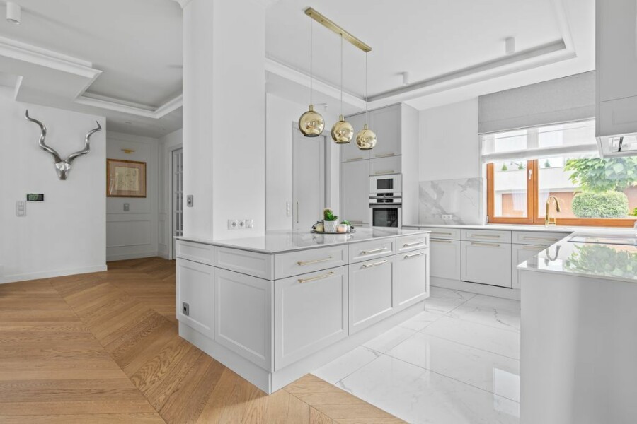 Warszawa, Wilanów, Komfortowa, Dom z basenem 290 m2 Wilanow 6 pokoi ogród garaż