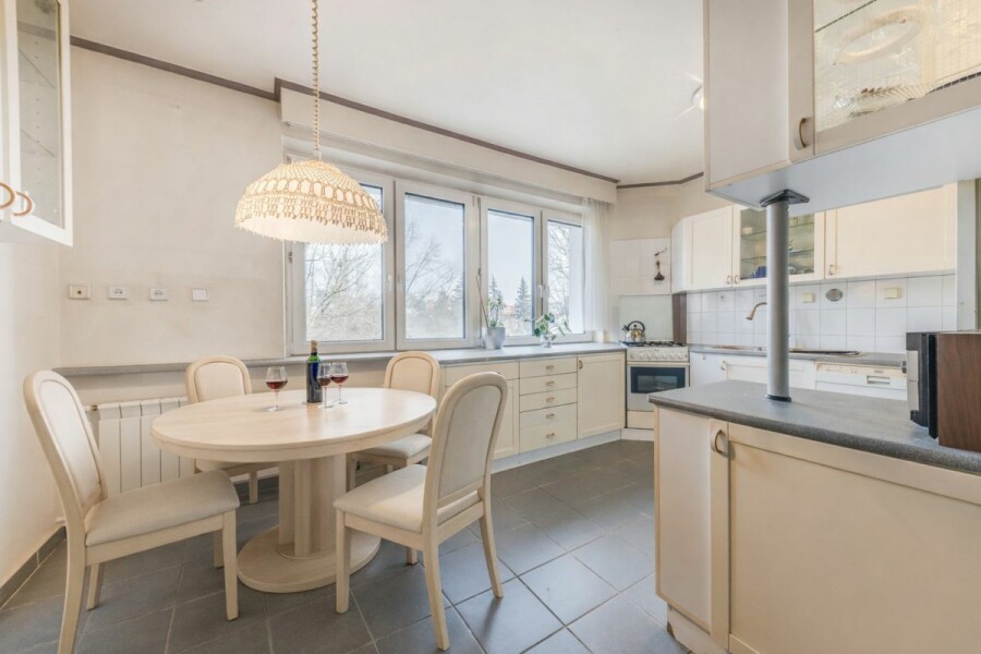 Warszawa, Wilanów Wysoki, Jana Iii Sobieskiego, 3 pokojowe mieszkanie z potencjałem