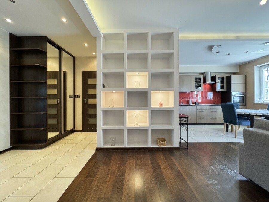 Warszawa, Targówek Zacisze, Uznamska, Mieszkanie przy cichej ulicy