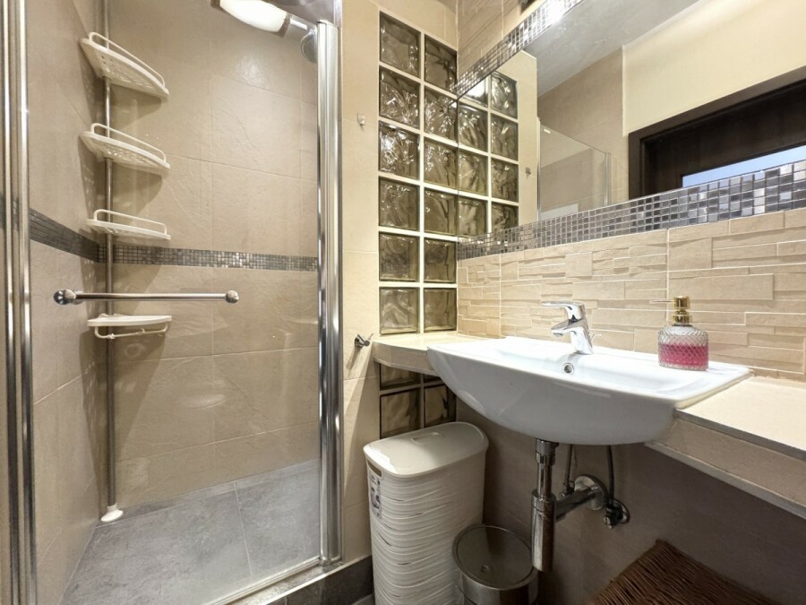 Warszawa, Targówek Zacisze, Uznamska, Mieszkanie przy cichej ulicy