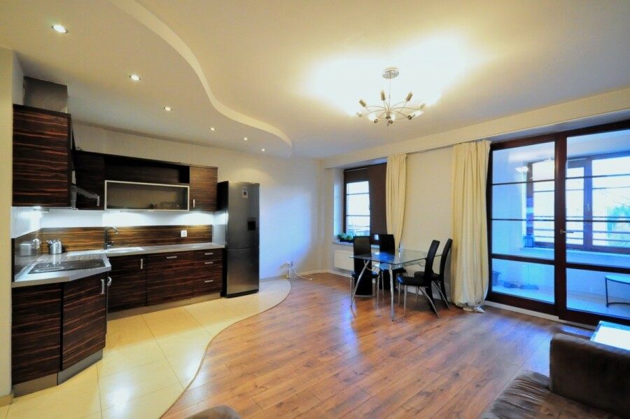 Warszawa, Targówek, Biruty, Ciche // Rondo Żaba