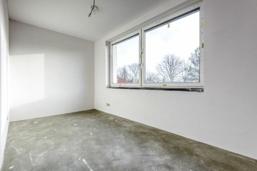 Warszawa, Bielany, Prozy, Cisza i zieleń przy metrze – rodzinny segment