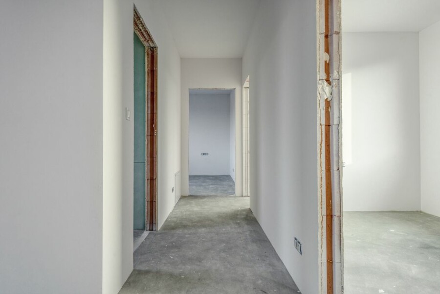 Warszawa, Bielany, Prozy, Cisza i zieleń przy metrze – rodzinny segment