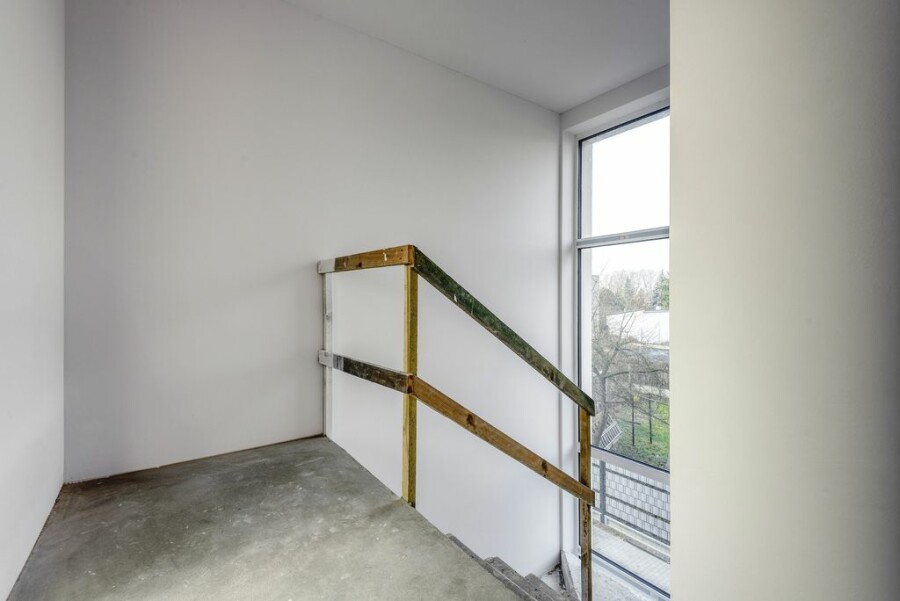 Warszawa, Bielany, Prozy, Cisza i zieleń przy metrze – rodzinny segment