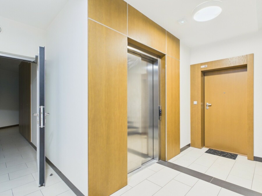 Warszawa, Bielany Chomiczówka, Księżycowa, 2 pokoje przy Forcie Wawrzyszew | Metro 10 min