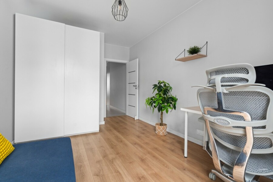 Warszawa, Wola, Fort Wola, 3 pokoje z oddzielną kuchnią | Balkon I Garaż