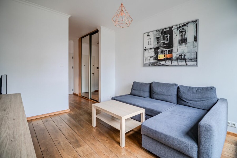 Warszawa, Wola Czyste, Kolejowa, 19 Dzielnica- 2 pokoje- sprzedam