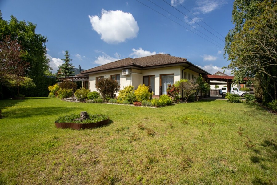 powiat legionowski, Skierdy, Parterowy dom z garażem i ogrodem - gm. Jabłonna