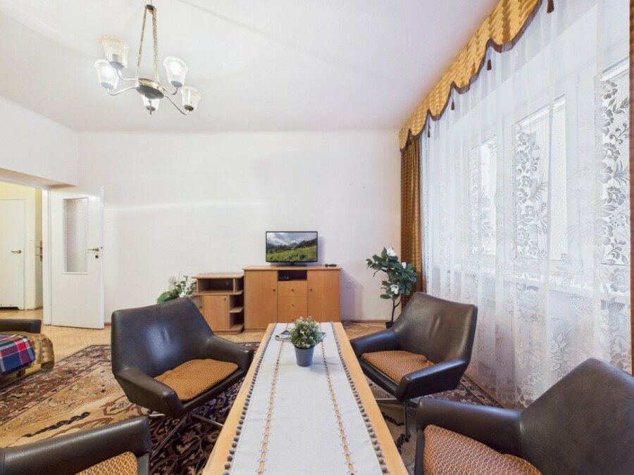 Warszawa, Włochy, Żwirki I Wigury, Doskonała lokalizacja | kamienica