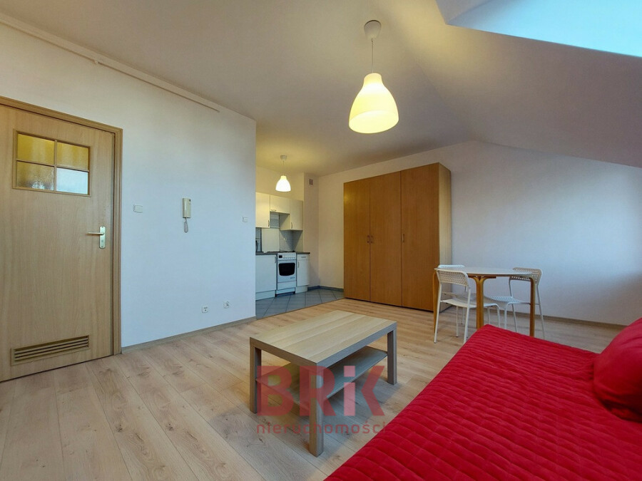 Warszawa, Targówek, Wyspowa, Tania kawalerka z msc. postojowym