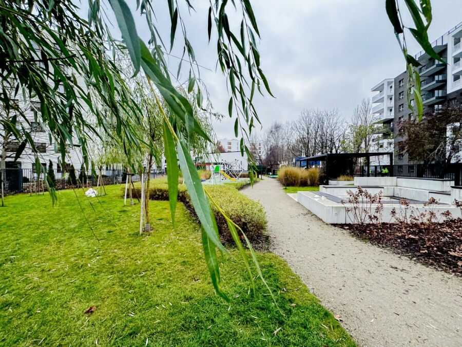 Warszawa, Ursynów Wyczółki, Kłobucka, Kawalerka z loggią i widokiem na tor Służewiec